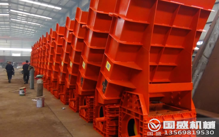 雙質(zhì)體振動(dòng)給煤機(jī)